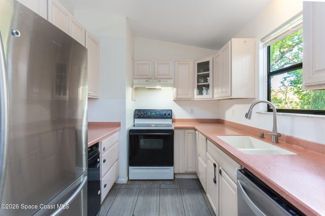 2255 Ladner Road NE, Palm Bay, FL 32907