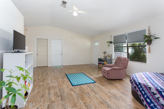 2255 Ladner Road NE, Palm Bay, FL 32907