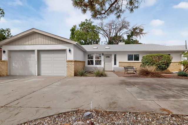 421 La Veta Drive NE, Albuquerque, NM 87108