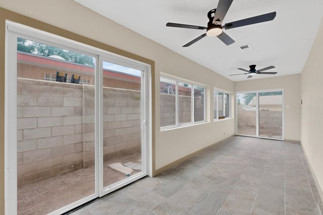 421 La Veta Drive NE, Albuquerque, NM 87108