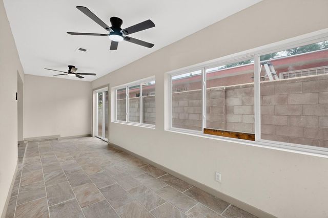 421 La Veta Drive NE, Albuquerque, NM 87108