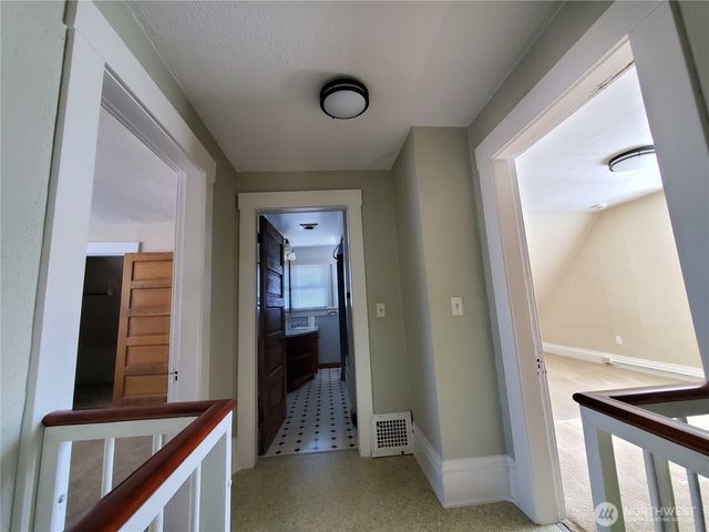 1815 E Roy Street, Seattle, WA 98112