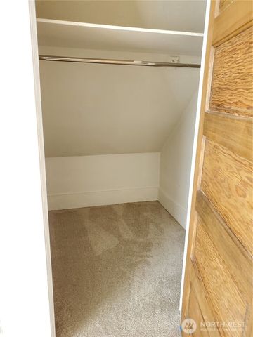 1815 E Roy Street, Seattle, WA 98112