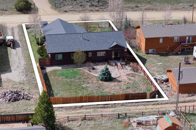 305 E Moffat Avenue, Hot Sulphur Springs, CO 80451