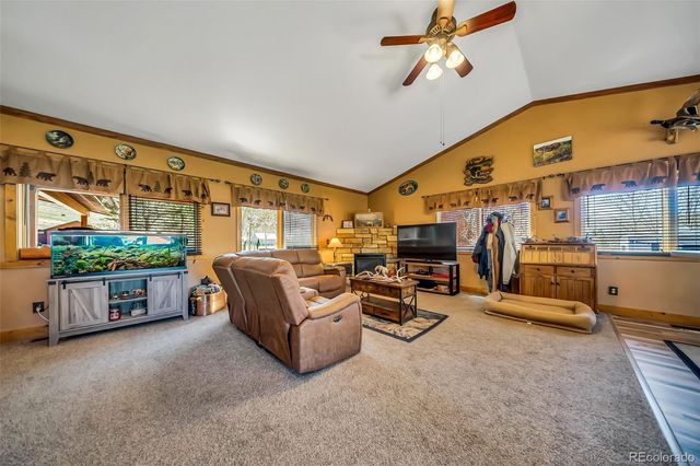 305 E Moffat Avenue, Hot Sulphur Springs, CO 80451