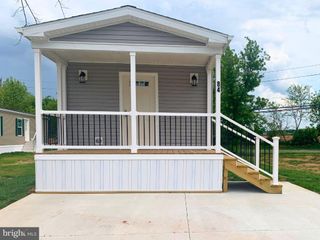 84 ERLE AVENUE, Elizabethtown, PA 17022