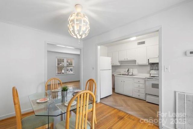 918 McAlway Road B, Charlotte, NC 28211