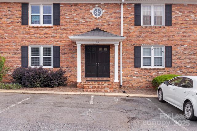 918 McAlway Road B, Charlotte, NC 28211