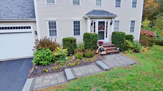 255 Holmes St, Hanson, MA 02341