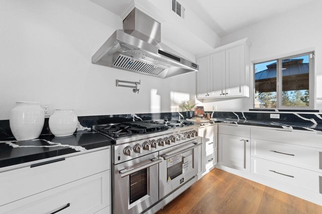 2352 Sanford Ct, Rescue, CA 95672