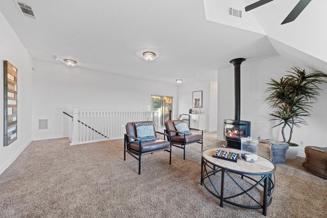 2352 Sanford Ct, Rescue, CA 95672