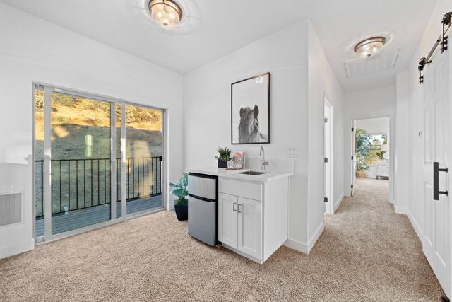 2352 Sanford Ct, Rescue, CA 95672