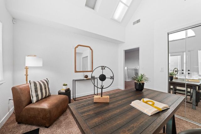 2352 Sanford Ct, Rescue, CA 95672