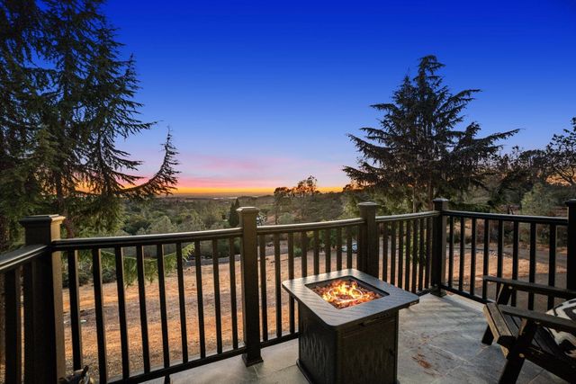 2352 Sanford Ct, Rescue, CA 95672