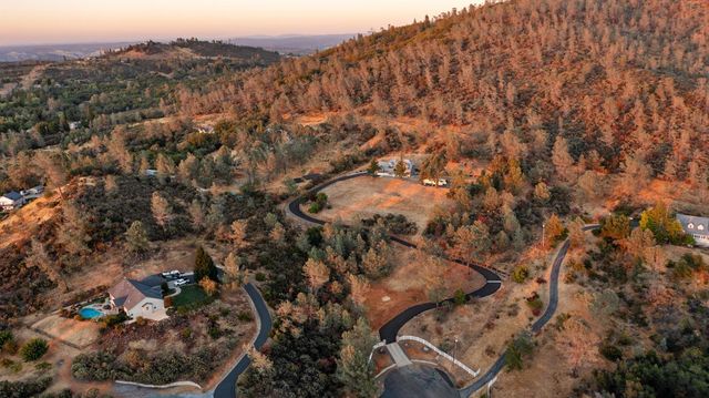 2352 Sanford Ct, Rescue, CA 95672