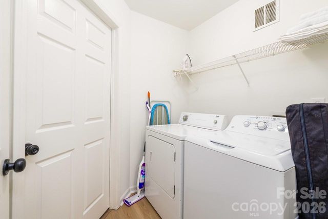 5229 Tarrywood Lane, Charlotte, NC 28205