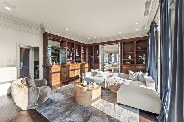 800 W 1st, Los Angeles, CA 90012