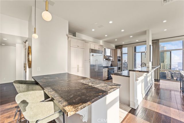 800 W 1st, Los Angeles, CA 90012