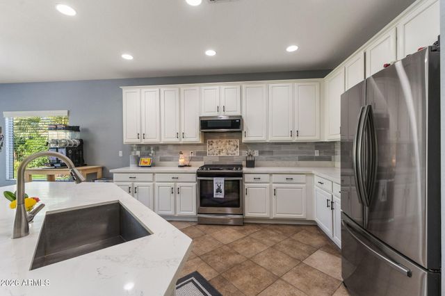 14242 N 138TH Court, Surprise, AZ 85379