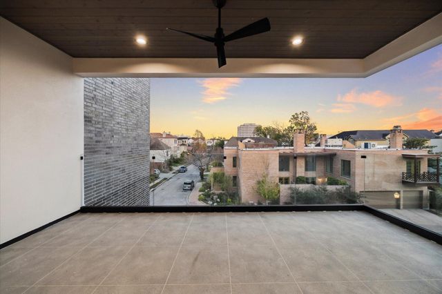 2118 Westgate Drive, Houston, TX 77019