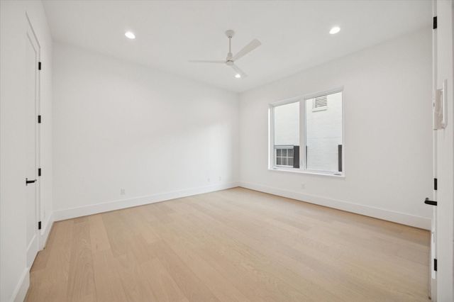 2118 Westgate Drive, Houston, TX 77019