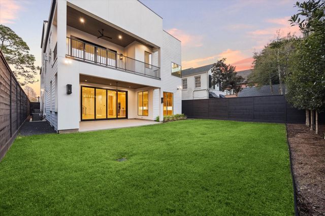 2118 Westgate Drive, Houston, TX 77019