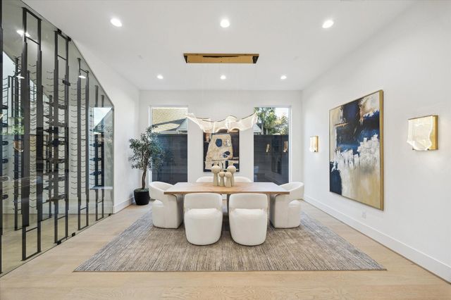 2118 Westgate Drive, Houston, TX 77019