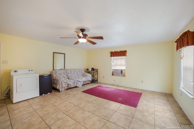 141 Goodwin, San Antonio, TX 78204