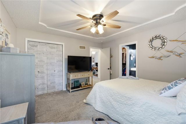 1507 Emerald Circle, Kearney, MO 64060