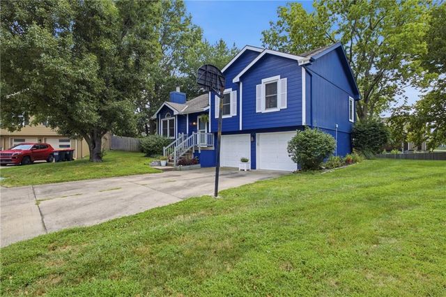 1507 Emerald Circle, Kearney, MO 64060