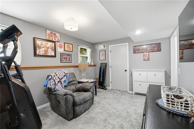1507 Emerald Circle, Kearney, MO 64060