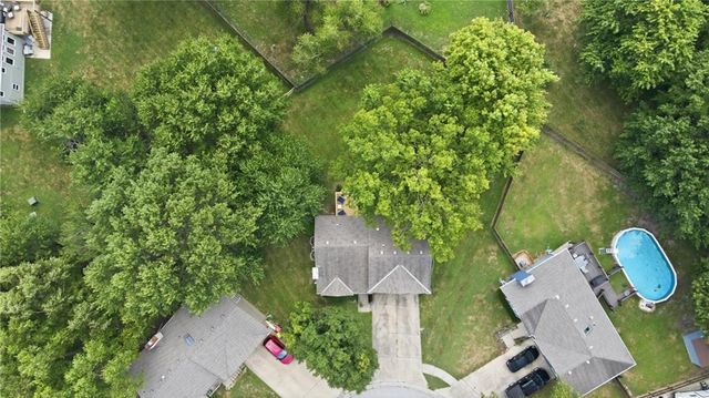 1507 Emerald Circle, Kearney, MO 64060