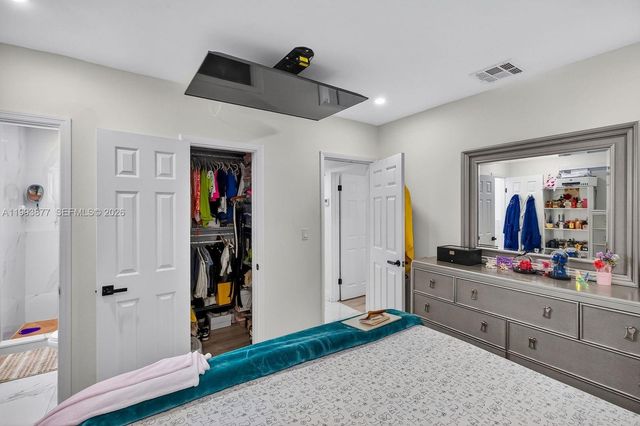 330 NW 195th Ter, Miami Gardens, FL 33169