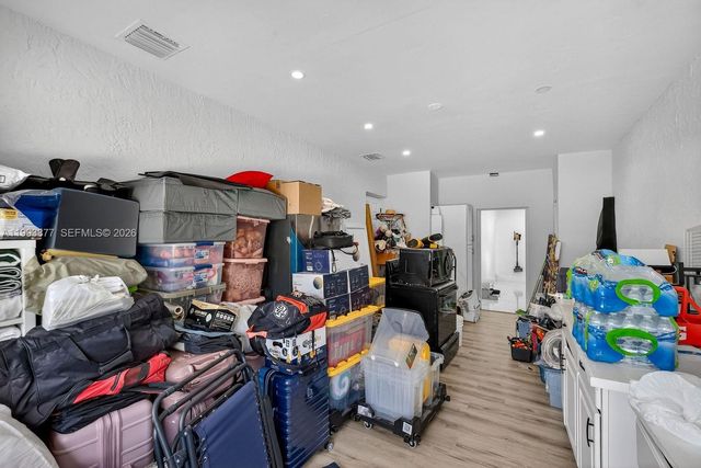 330 NW 195th Ter, Miami Gardens, FL 33169