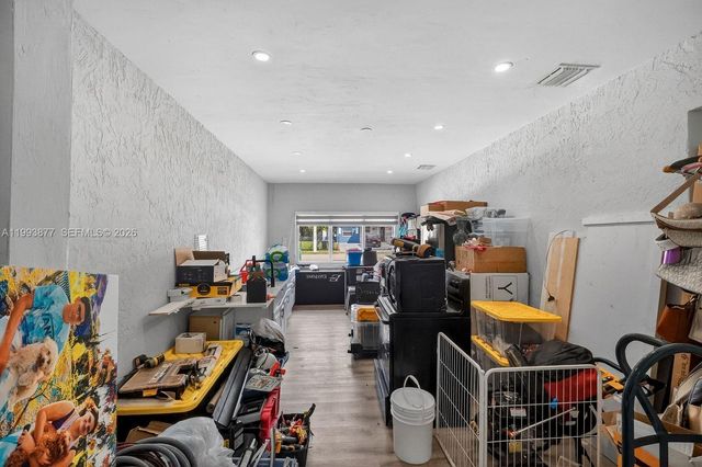 330 NW 195th Ter, Miami Gardens, FL 33169