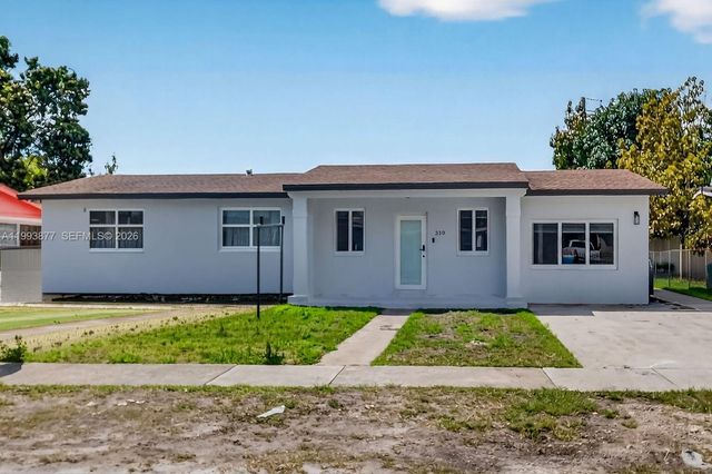 330 NW 195th Ter, Miami Gardens, FL 33169
