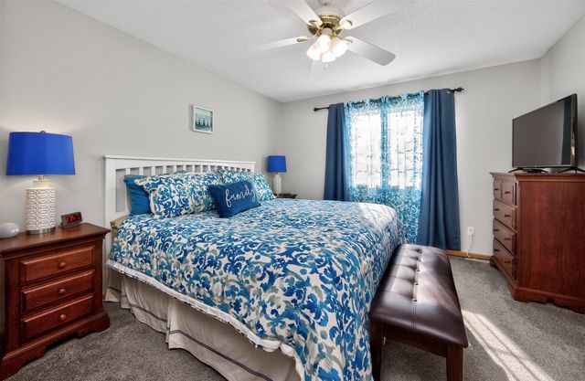 3701 Brook Ridge Court 903, Des Moines, IA 50317