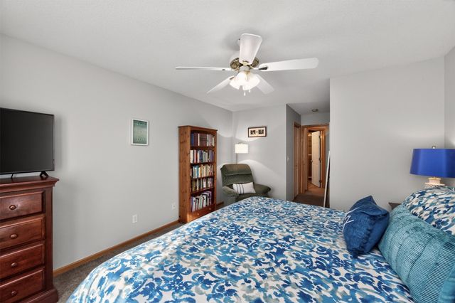 3701 Brook Ridge Court 903, Des Moines, IA 50317