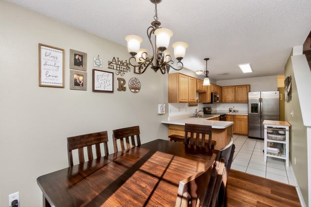 3701 Brook Ridge Court 903, Des Moines, IA 50317