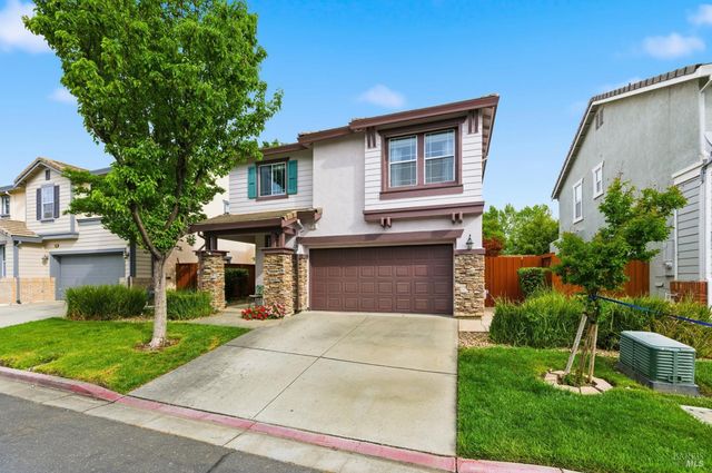 110 Chimney Rock Dr, Vacaville, CA 95687