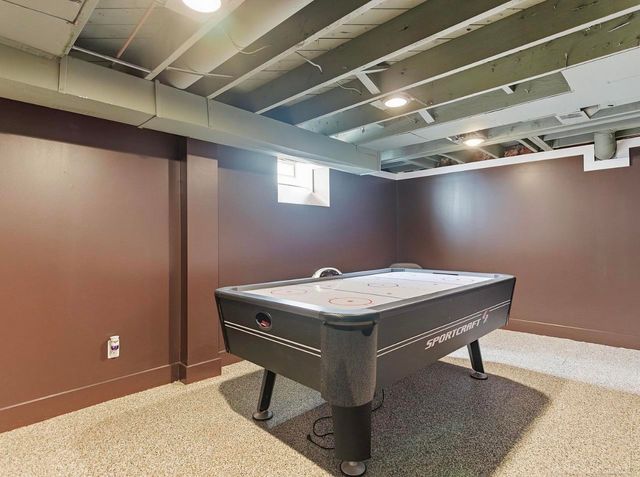 1223 Greenleaf Drive, Royal Oak, MI 48067