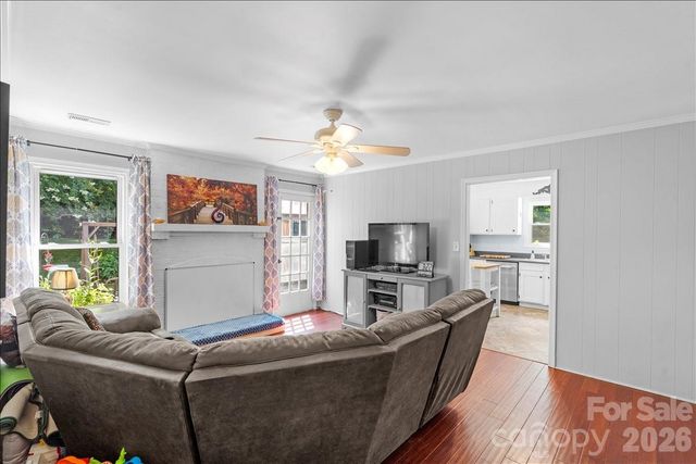 9614 Lone Oak Court, Charlotte, NC 28270