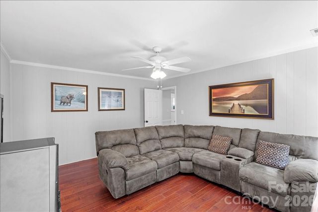 9614 Lone Oak Court, Charlotte, NC 28270