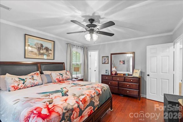 9614 Lone Oak Court, Charlotte, NC 28270