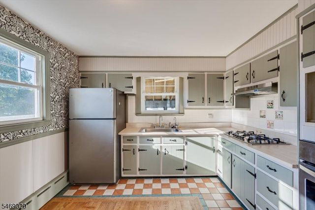 20 William St, Spotswood Boro, NJ 08884