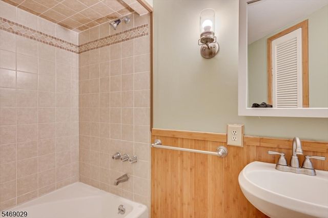 20 William St, Spotswood Boro, NJ 08884