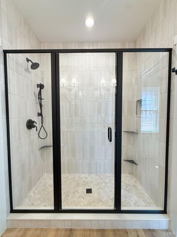 2 Acorn Drive, Appomattox, VA 24522