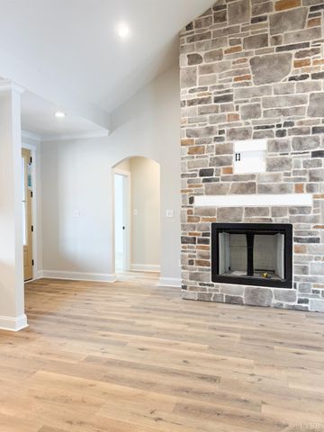 2 Acorn Drive, Appomattox, VA 24522