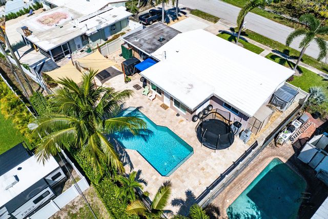 1603 Crest Drive, Lake Worth, FL 33461