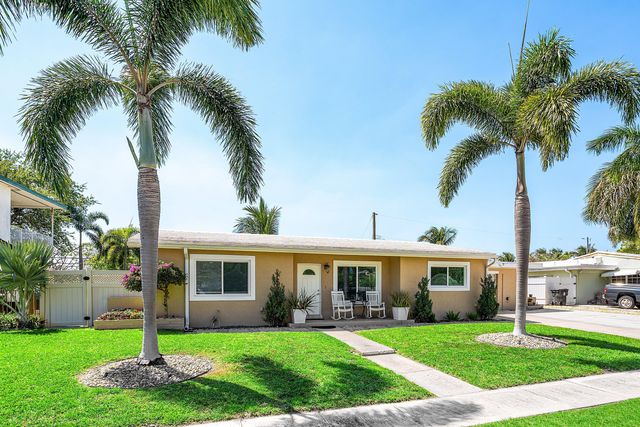 1603 Crest Drive, Lake Worth, FL 33461